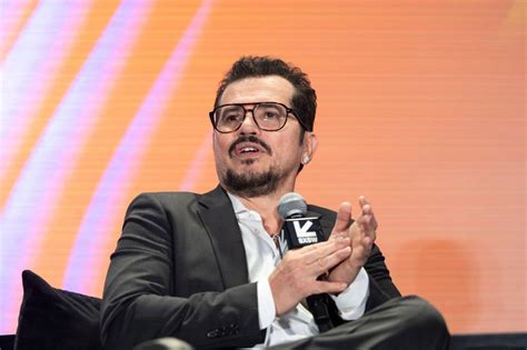 家庭影院D1 Y 開啟智能娛樂新紀元，實業投資的創新機遇